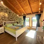 Salvia - House With Pool - Jurdani