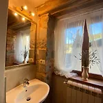 בית נופש Salvia - House With Pool - Jurdani