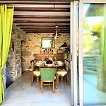 Salvia - House With Pool - Jurdani