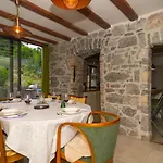 בית נופש Salvia - House With Pool -