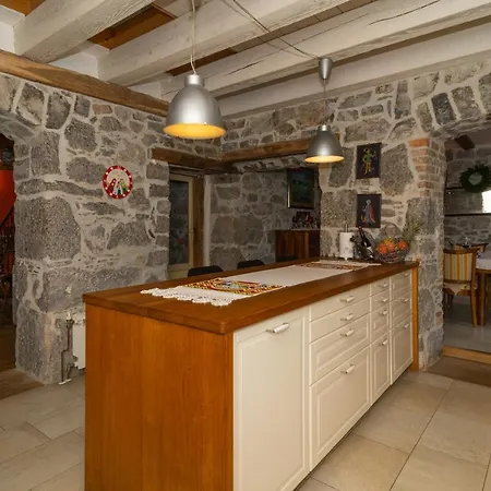 Ferienhaus Salvia - House With Pool -