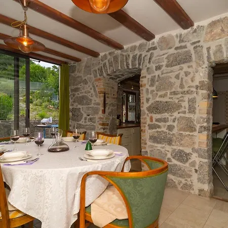 Ferienhaus Salvia - House With Pool -
