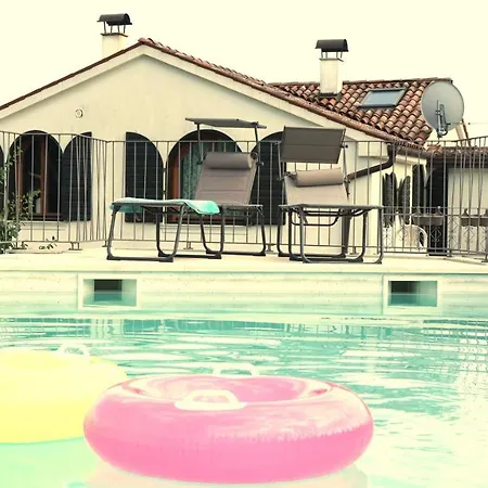 Ferienhaus Salvia - House With Pool -