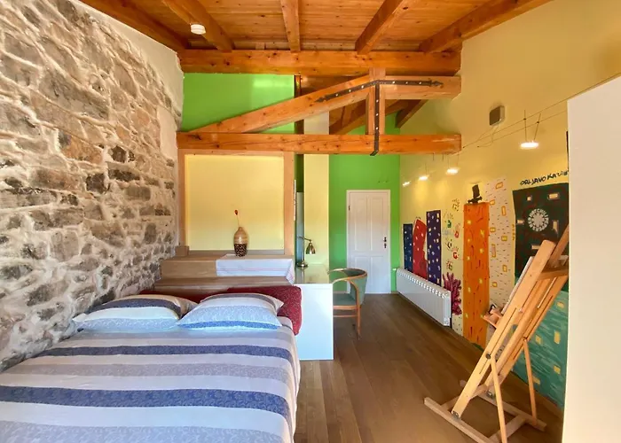 Salvia - House With Pool - 別荘 Jurdani