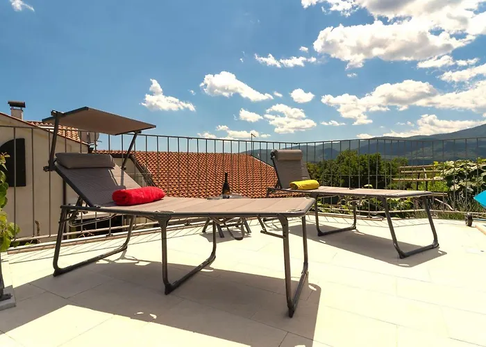 Salvia - House With Pool - * Jurdani